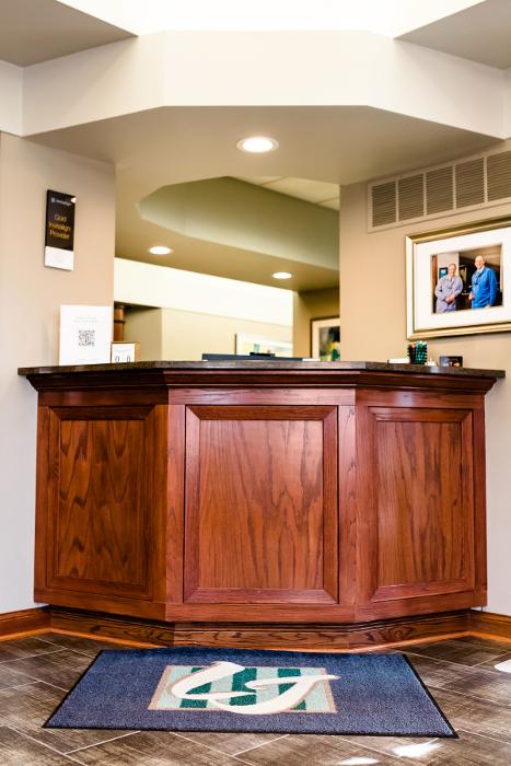 A picture of reception desk at Joseph D. Jackson DMD in Moline, IL.