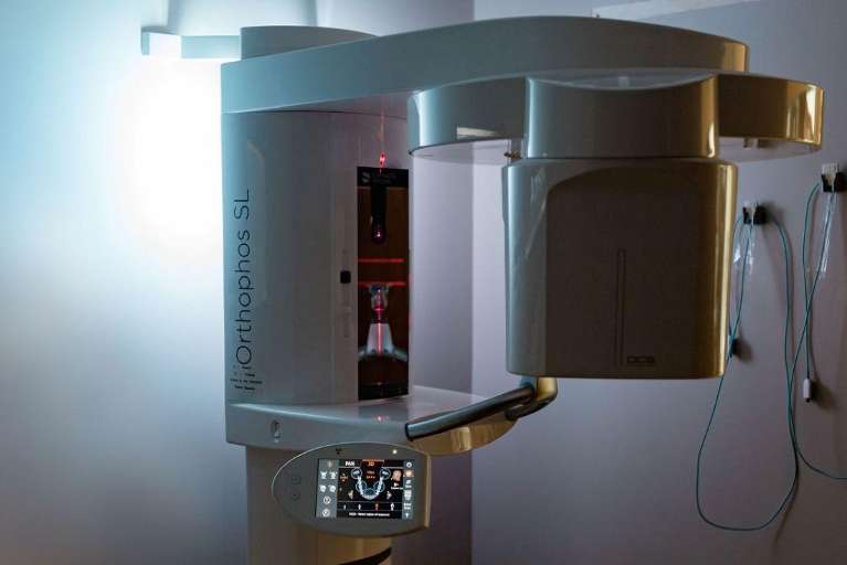 A picture of digital x-rays at Joseph D. Jackson DMD in Moline, IL.